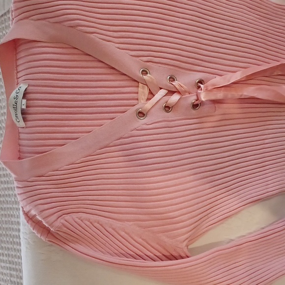 Sweater - Picture 2 of 4